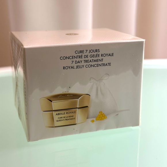 Guerlain Abeille Royale Cure de La Reine - Picture 1 of 4